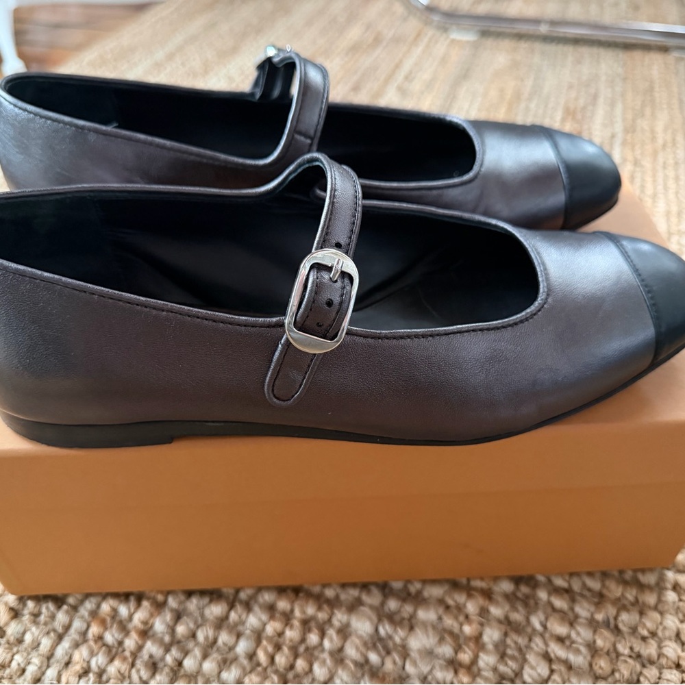 Elegant Black and Metallic Mary Jane Flats